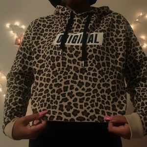 Cheetah cropped hoodie
